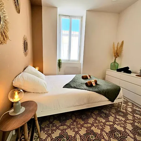 Appartement La Parenthèse Avec Clim- Proche Arène *